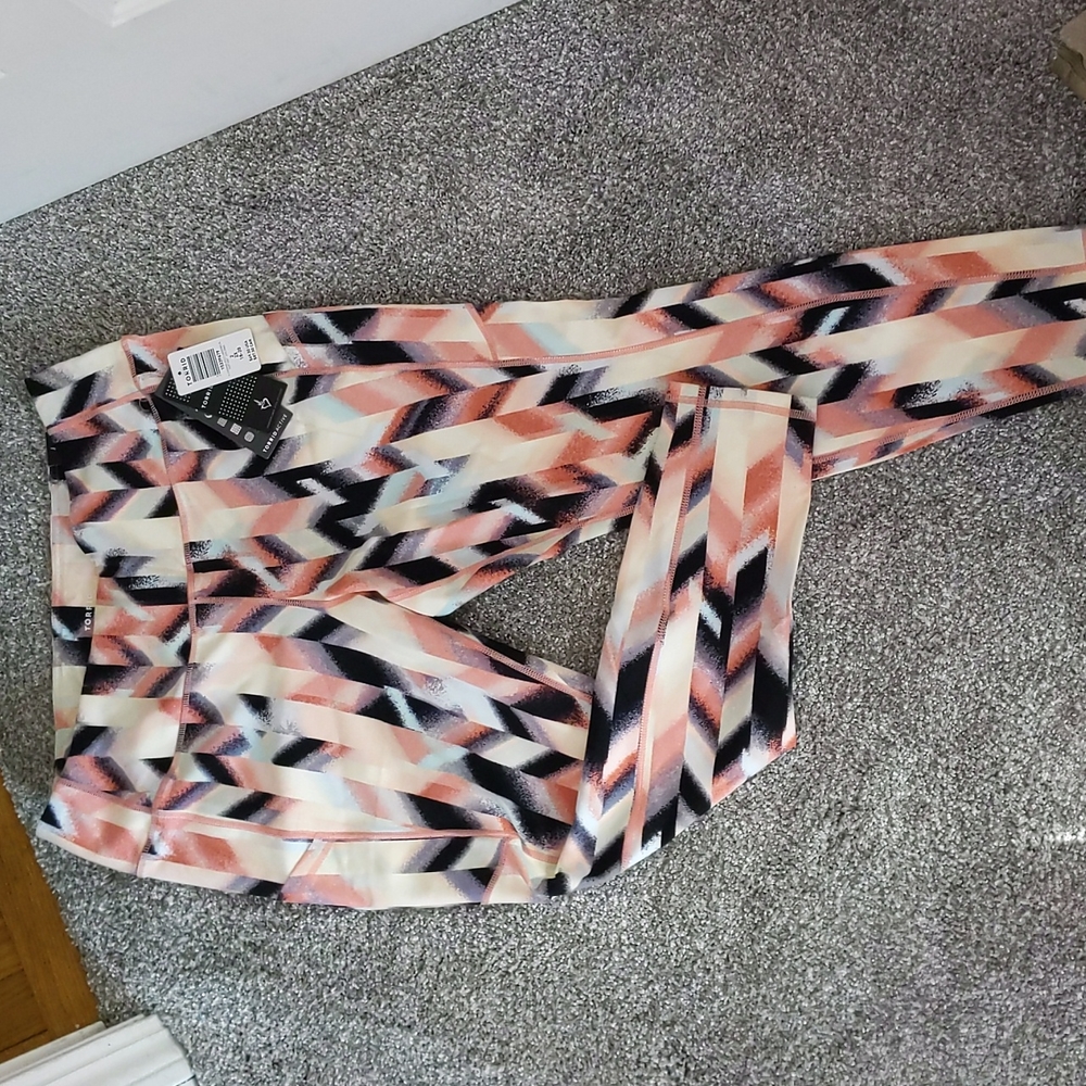 NWT Women's Torrid leggings